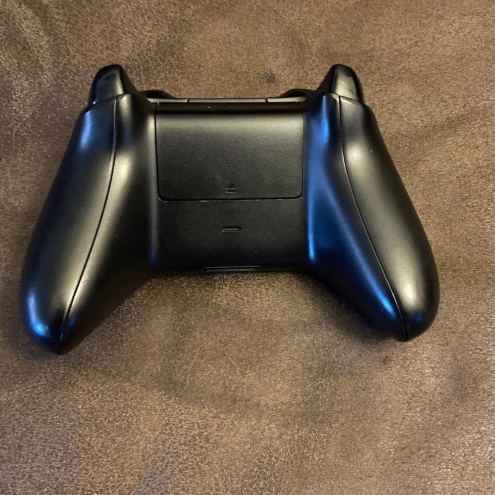 Xbox controller - Picture 3 of 3